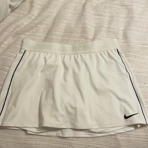Nike tennis skirt